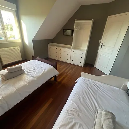 Les Bruyeres Holiday home *